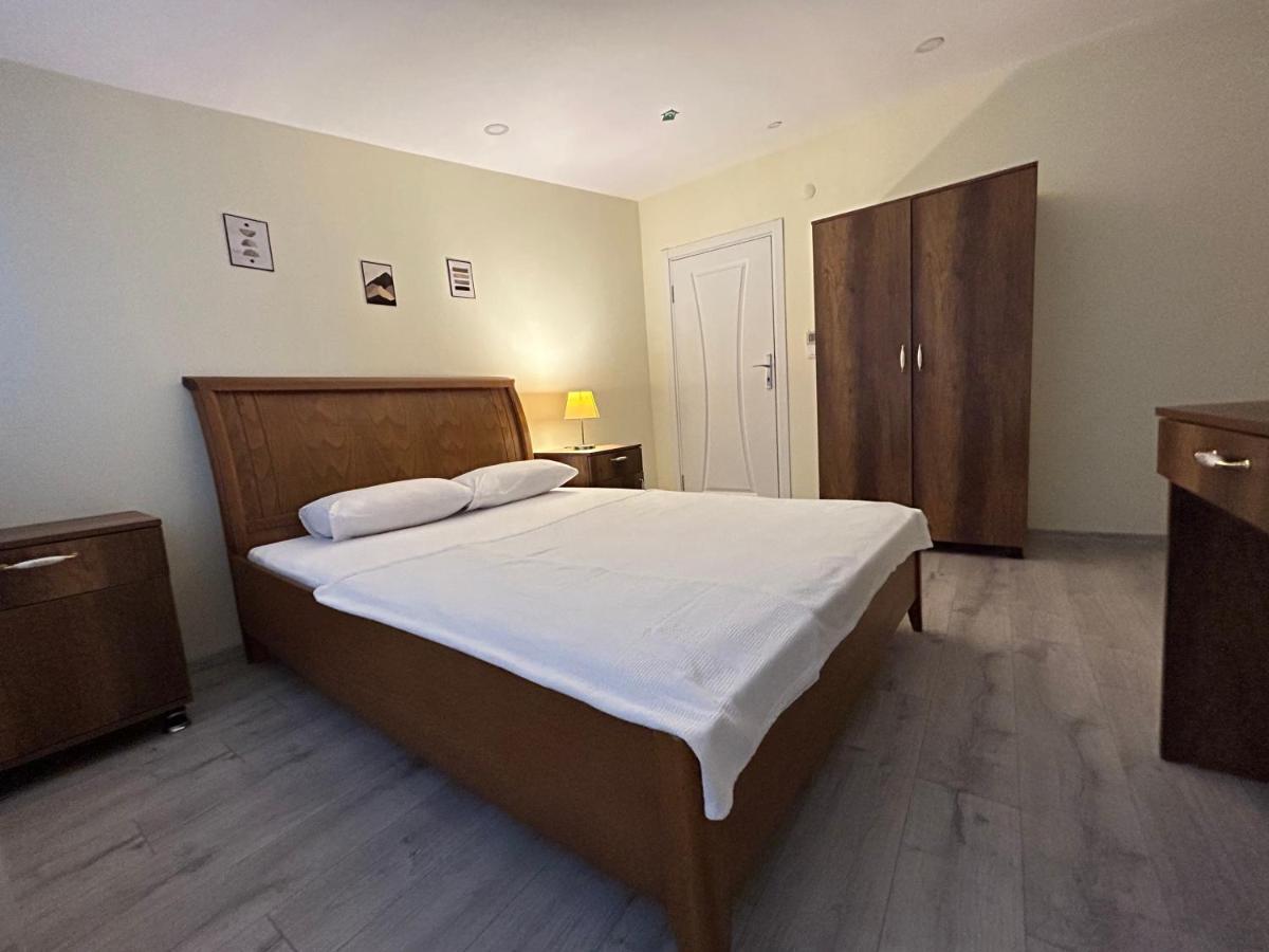 Naval Hotel Yalova Exterior foto