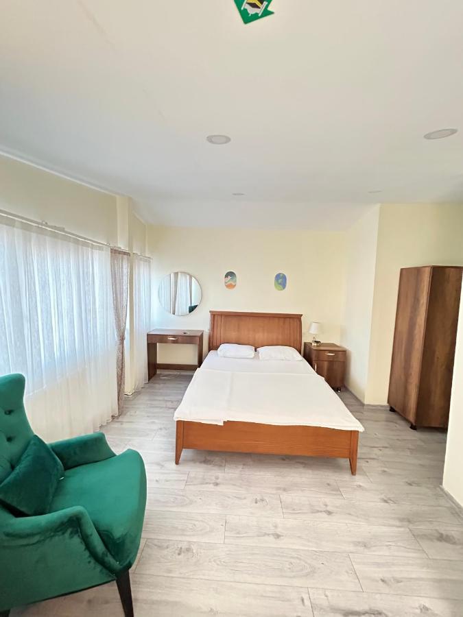 Naval Hotel Yalova Exterior foto