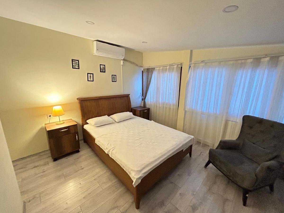 Naval Hotel Yalova Exterior foto