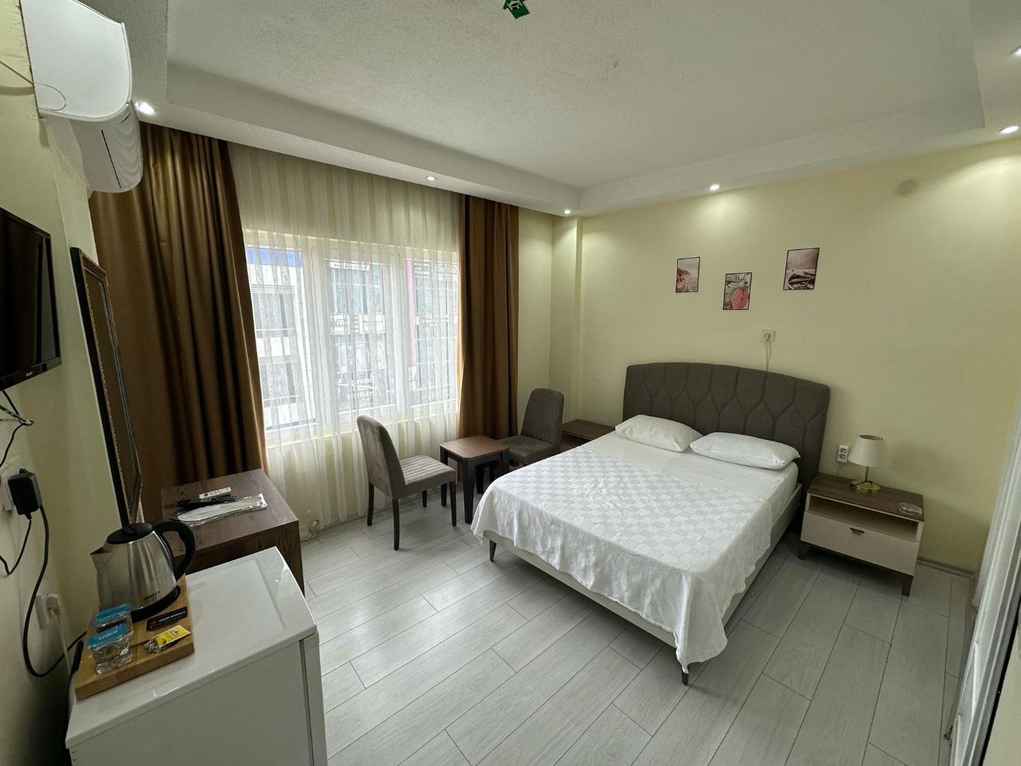Naval Hotel Yalova Exterior foto