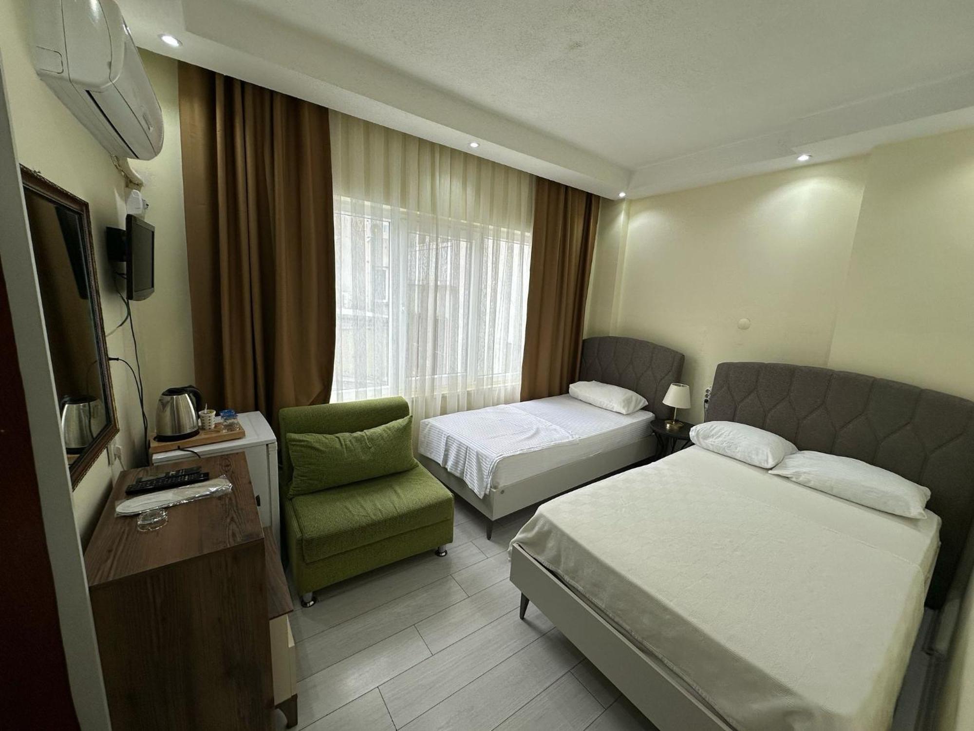 Naval Hotel Yalova Exterior foto
