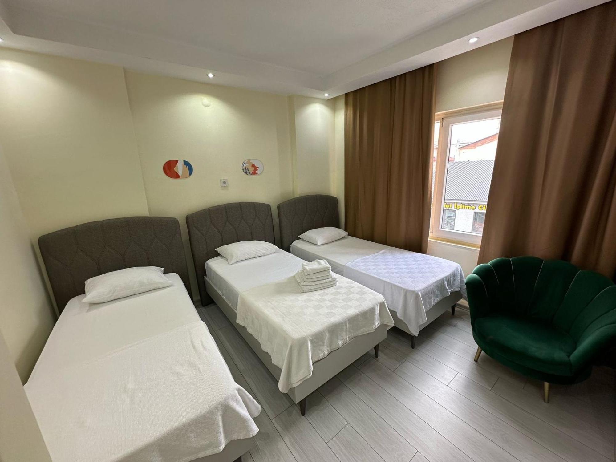 Naval Hotel Yalova Exterior foto